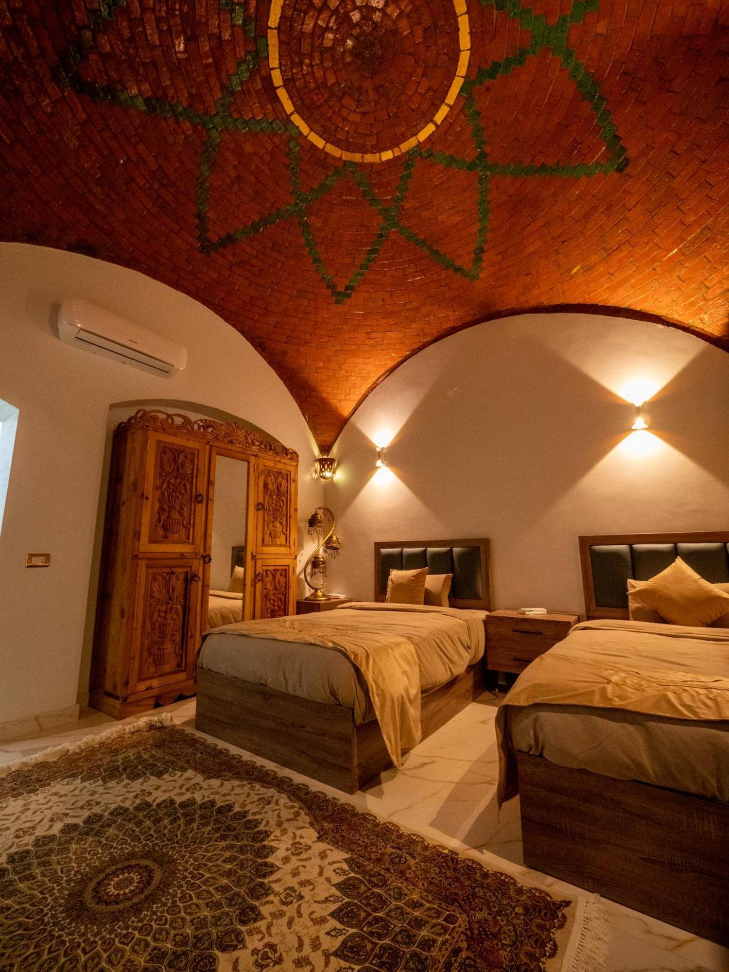 B&W Sahara Sky Camp Hotel Farafra Exterior photo