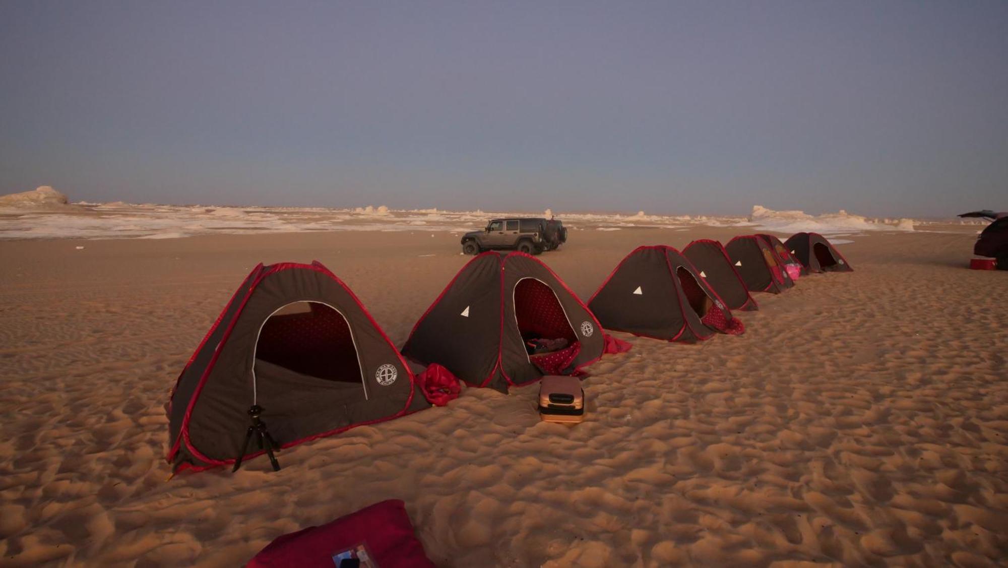 B&W Sahara Sky Camp Hotel Farafra Exterior photo